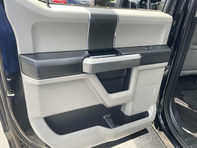 Vehicle image 20 of 36