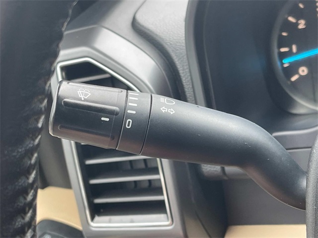 Vehicle image 43 of 46