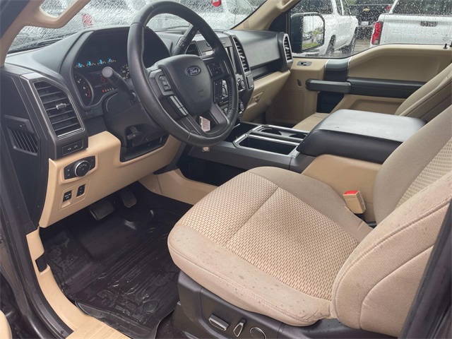 Vehicle image 29 of 46