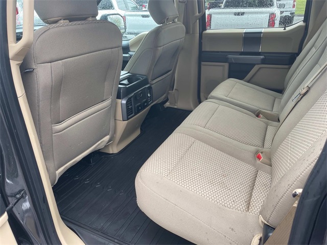 Vehicle image 18 of 46