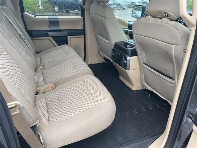 Vehicle image 22 of 46