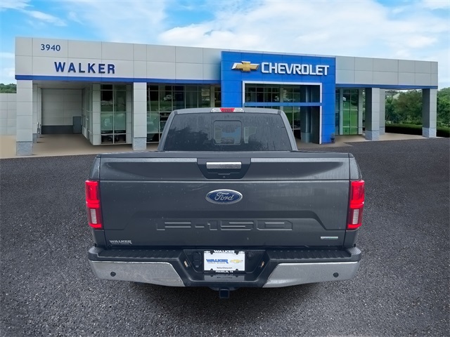 Vehicle image 4 of 46