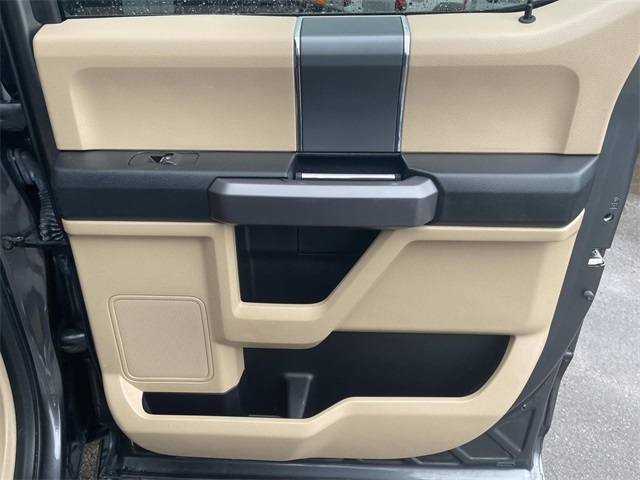 Vehicle image 24 of 46