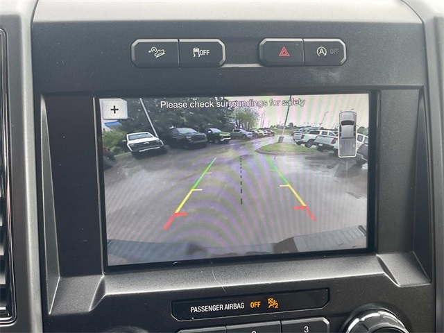Vehicle image 35 of 46