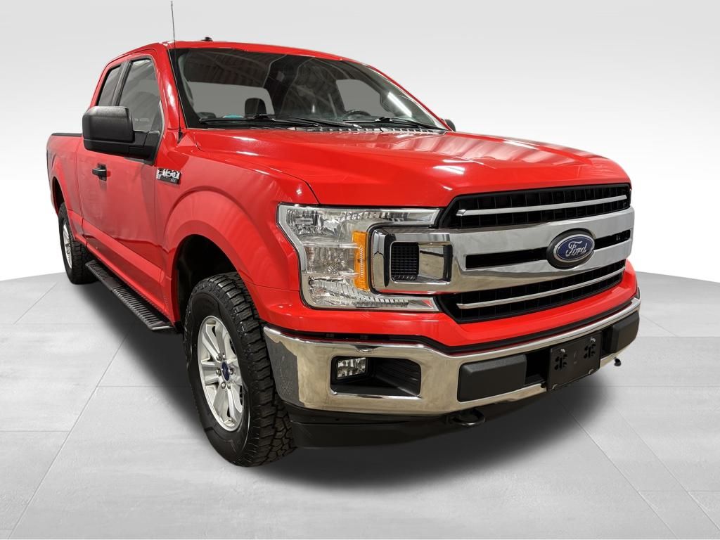 Vehicle image 4 of 32