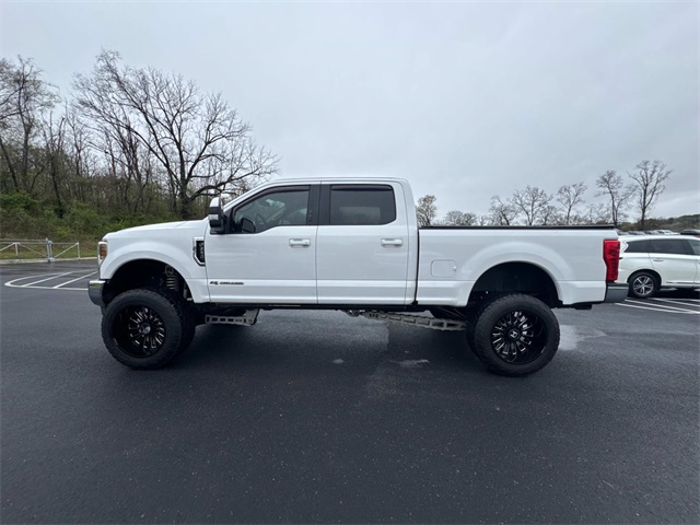 Vehicle image 2 of 25