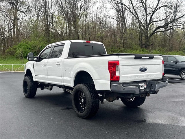 Vehicle image 8 of 25