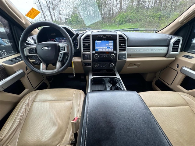 Vehicle image 11 of 25