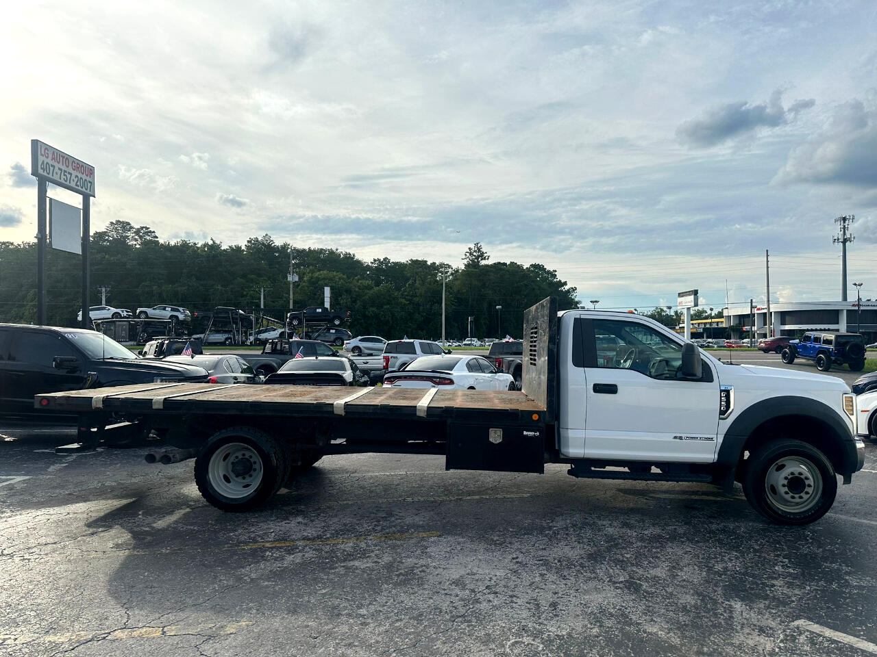 Vehicle image 6 of 18