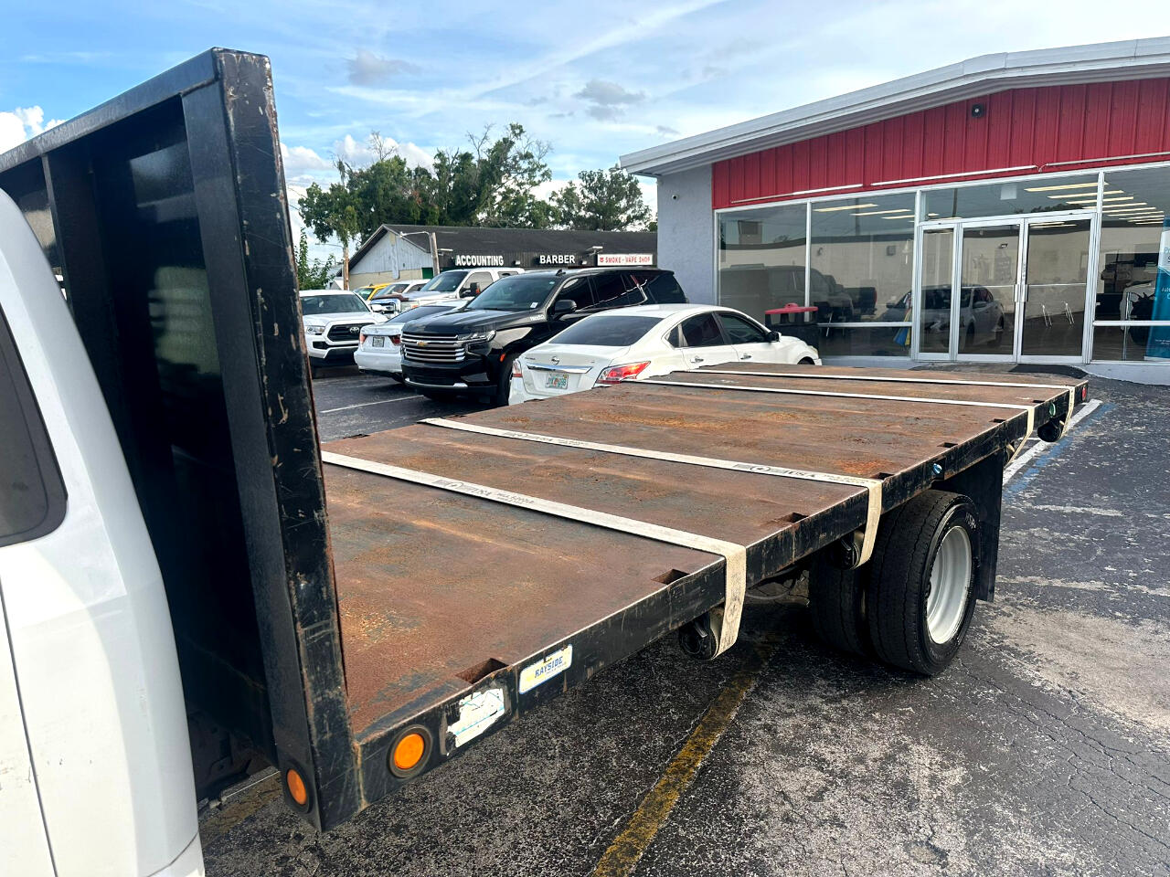 Vehicle image 2 of 18
