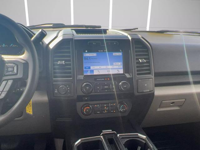 Vehicle image 17 of 24