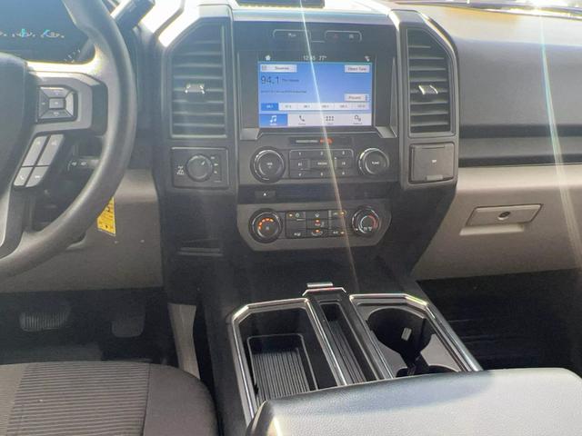 Vehicle image 16 of 24