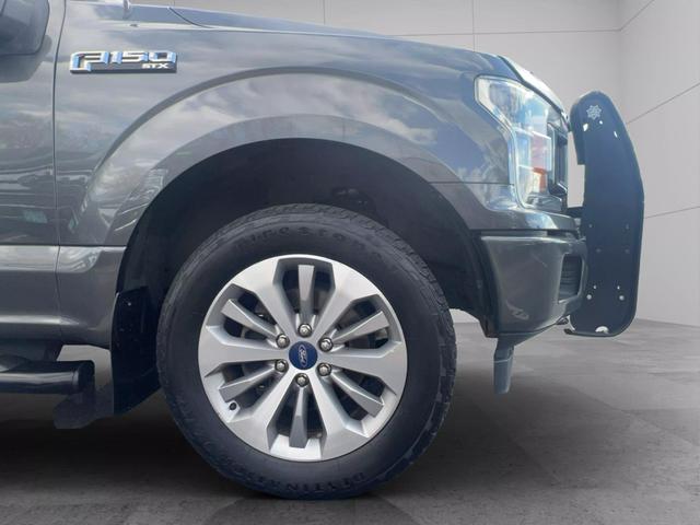 Vehicle image 22 of 24