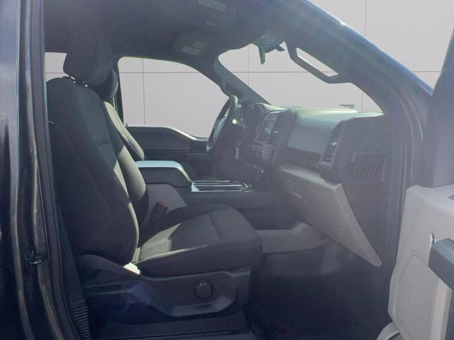 Vehicle image 11 of 24