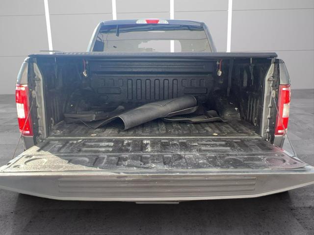Vehicle image 23 of 24