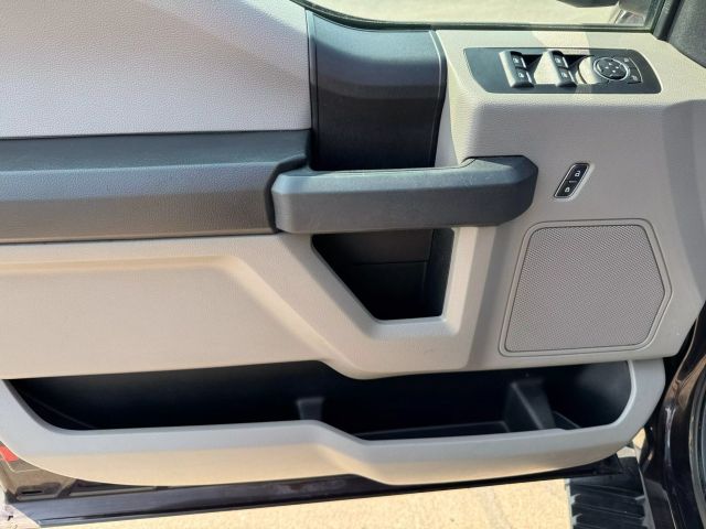 Vehicle image 12 of 29
