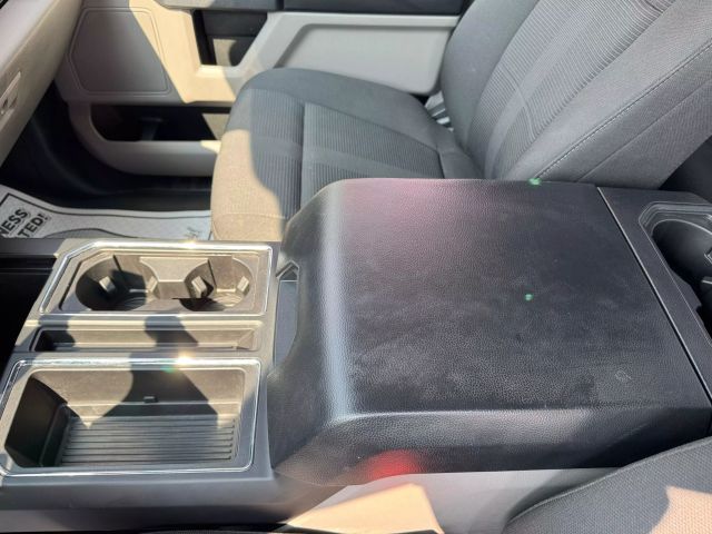 Vehicle image 21 of 29