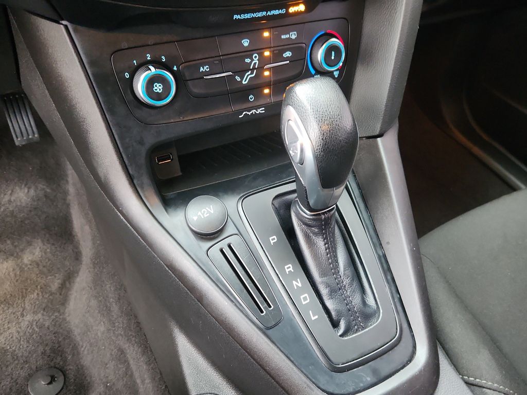 2018 Ford Focus SE Image 16 of 23