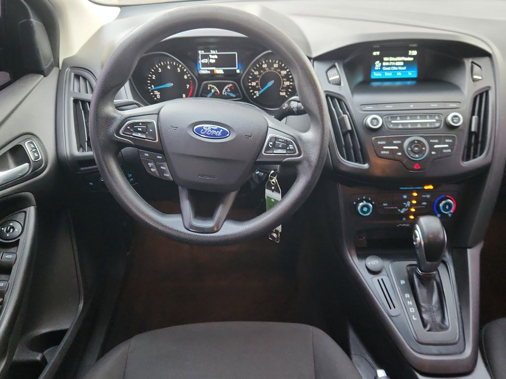 2018 Ford Focus SE Image 13 of 23