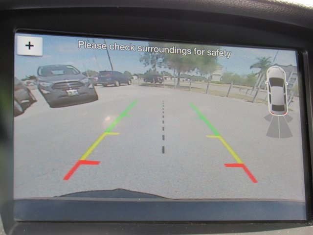 Vehicle image 23 of 40