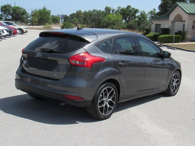 Vehicle image 8 of 40