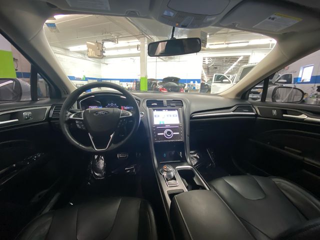 2018 Ford Fusion Titanium Image 17 of 29