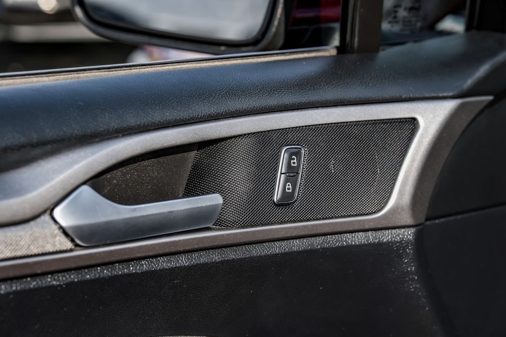 2018 Ford Fusion SE Image 54 of 57