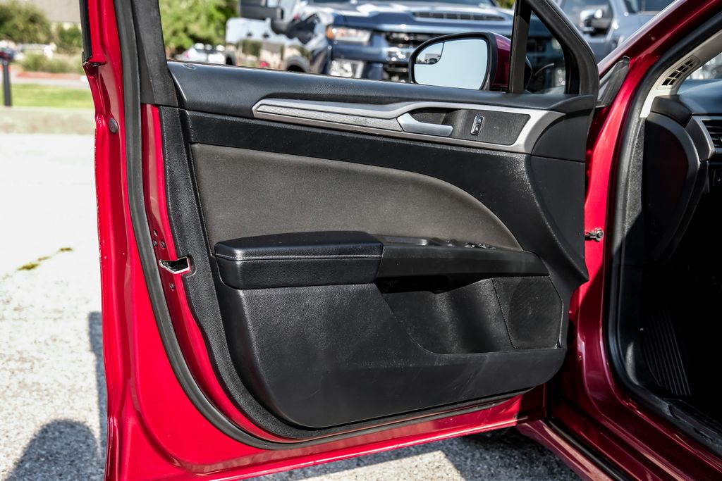 2018 Ford Fusion SE Image 53 of 57