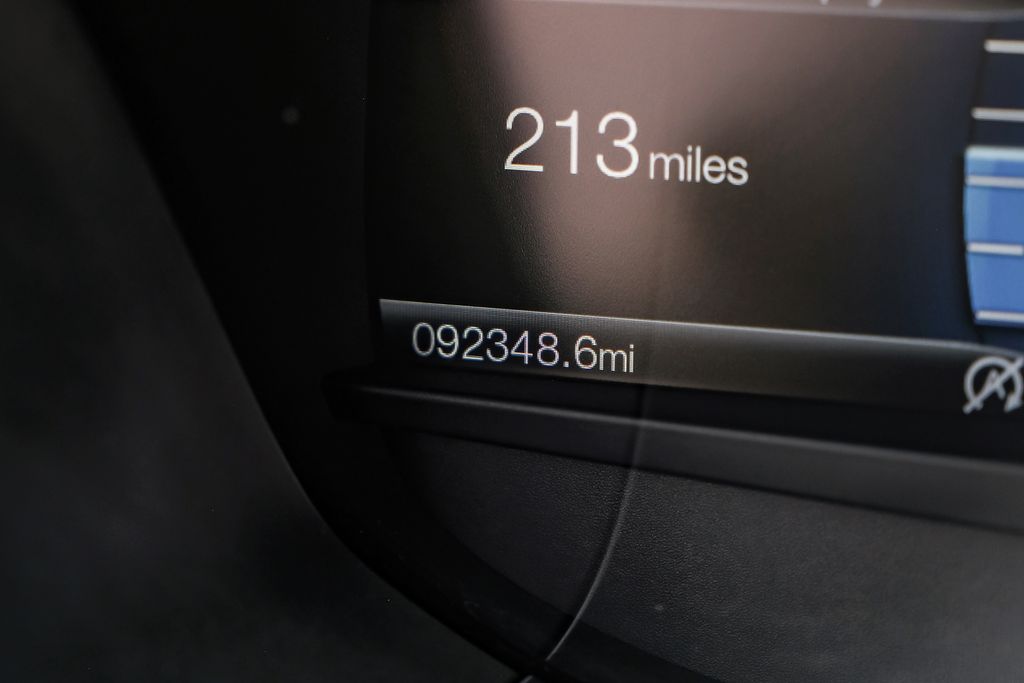 2018 Ford Fusion SE Image 36 of 57