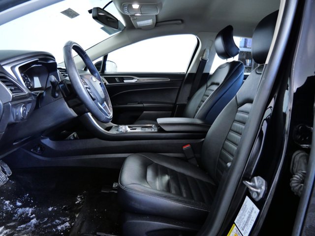 2018 Ford Fusion SE Image 16 of 25