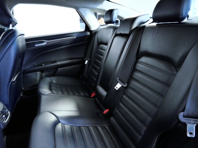 2018 Ford Fusion SE Image 15 of 25