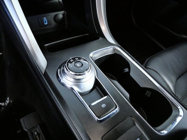 2018 Ford Fusion SE Image 18 of 25