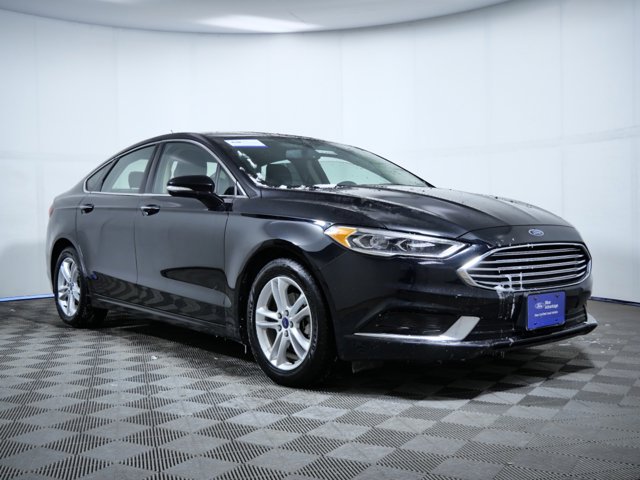 2018 Ford Fusion SE Image 3 of 25