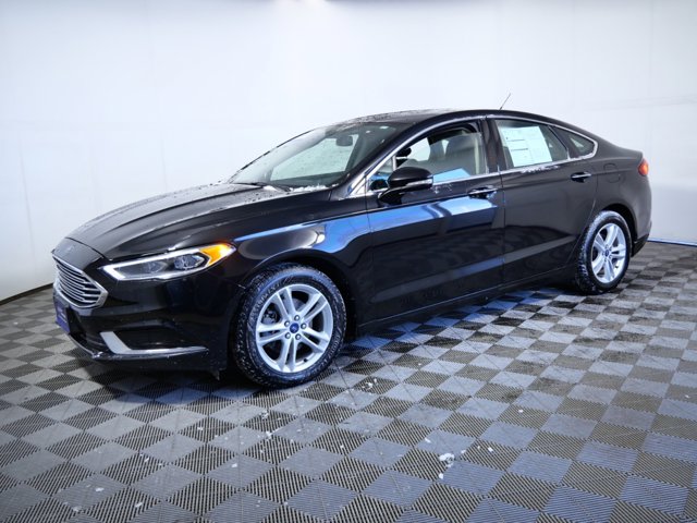 2018 Ford Fusion SE Image 1 of 25