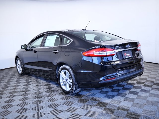 2018 Ford Fusion SE Image 7 of 25