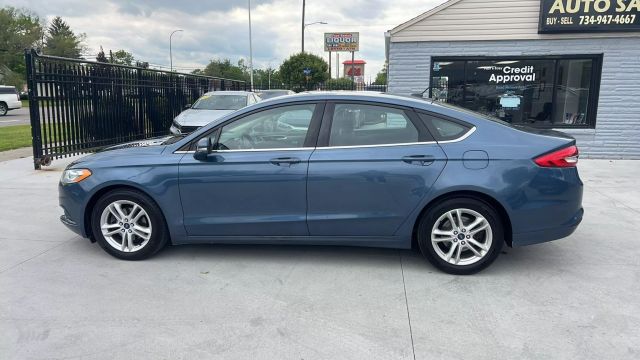 Vehicle image 8 of 22