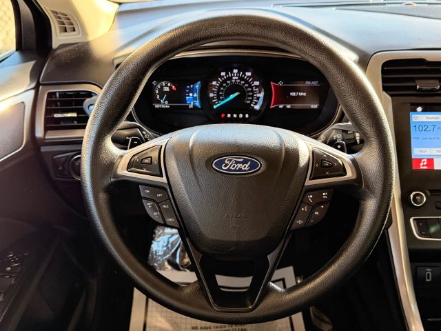 2018 Ford Fusion SE Image 46 of 48