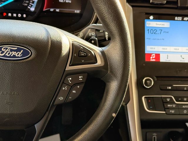 2018 Ford Fusion SE Image 40 of 48