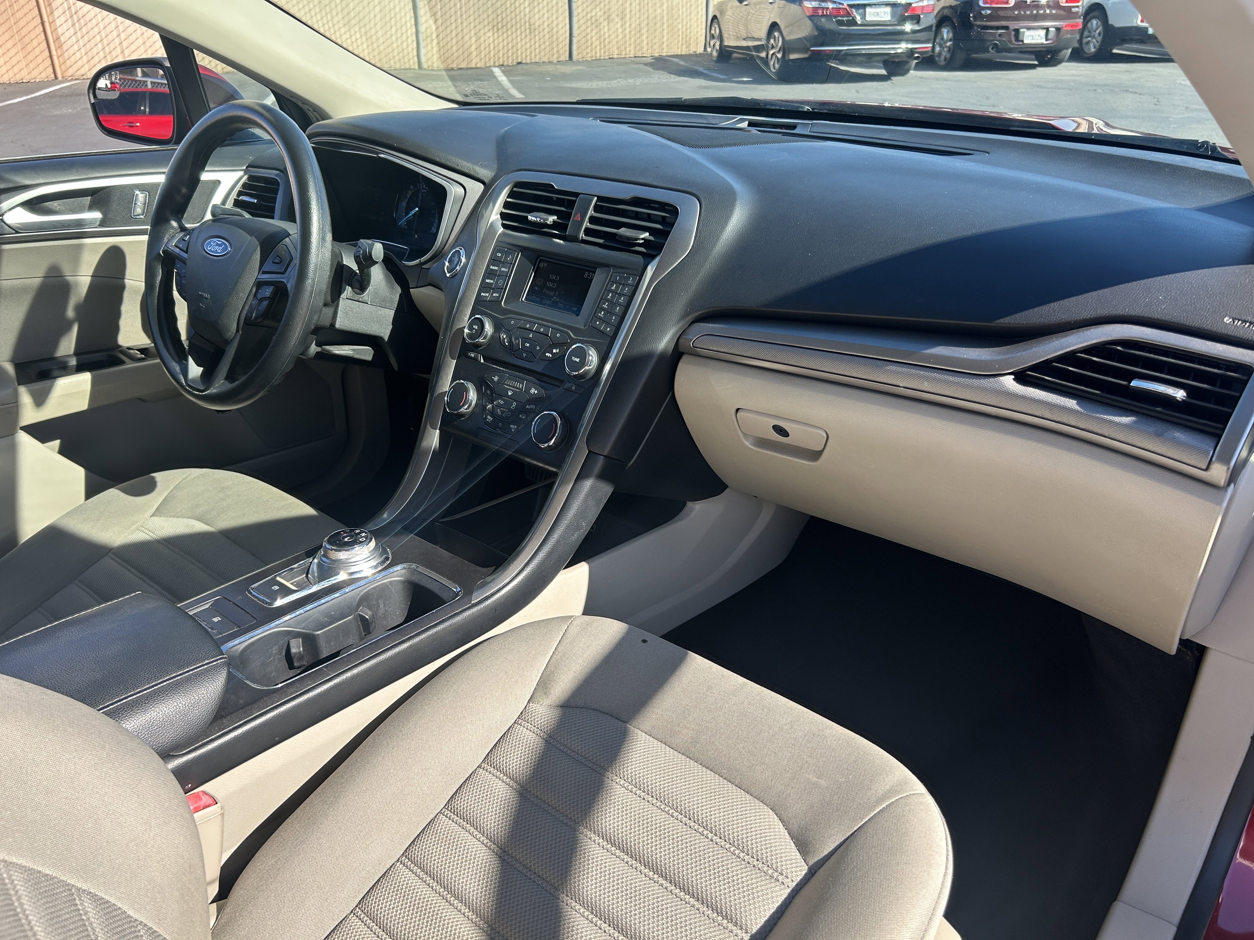 2018 Ford Fusion Hybrid SE Image 21 of 40
