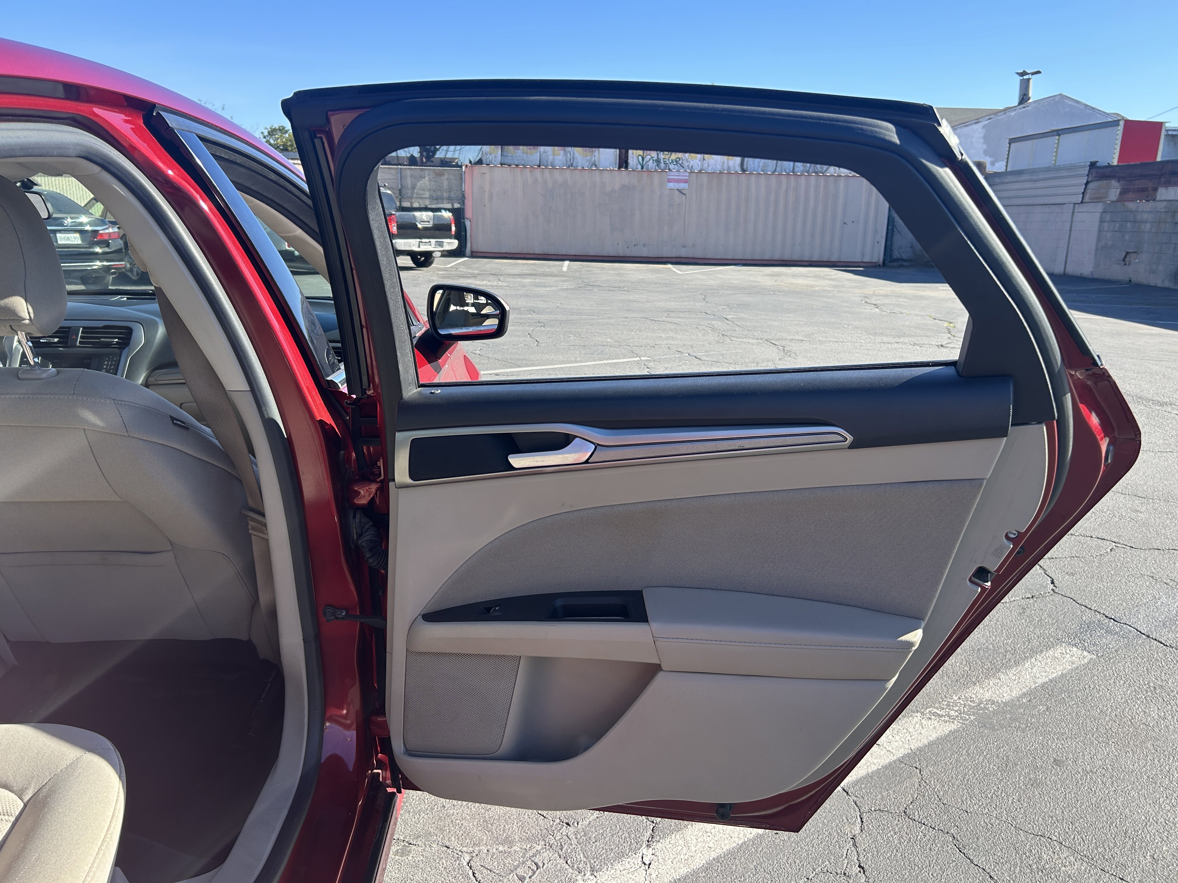 2018 Ford Fusion Hybrid SE Image 37 of 40