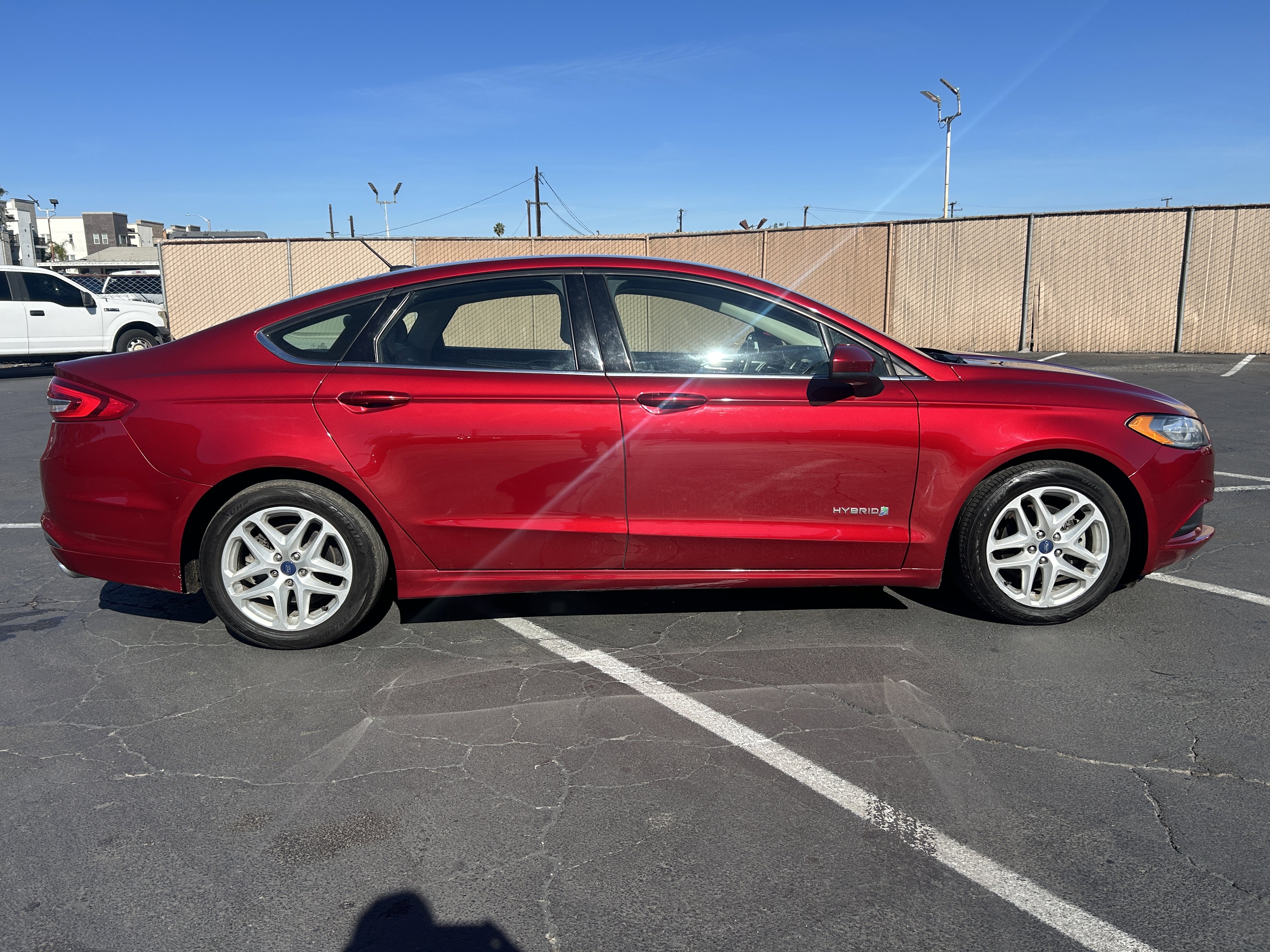 2018 Ford Fusion Hybrid SE Image 4 of 40