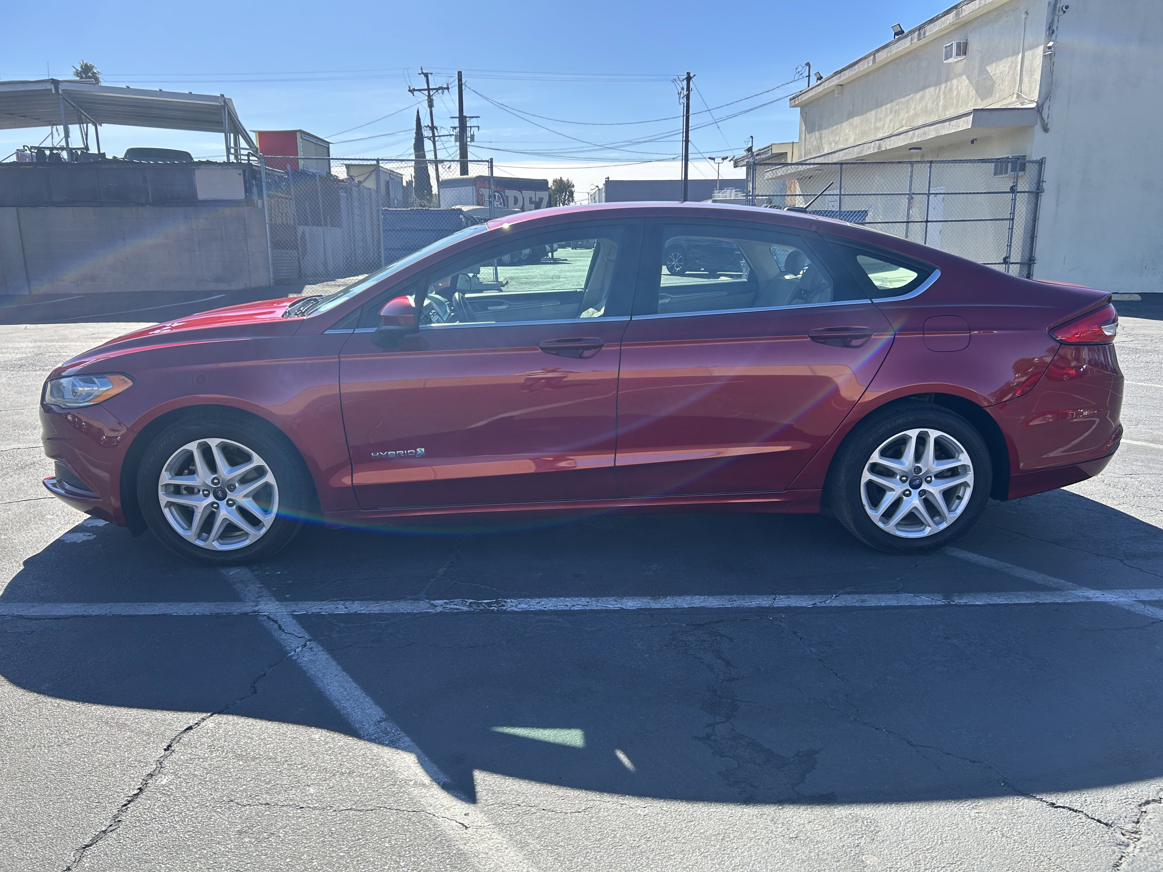 2018 Ford Fusion Hybrid SE Image 9 of 40