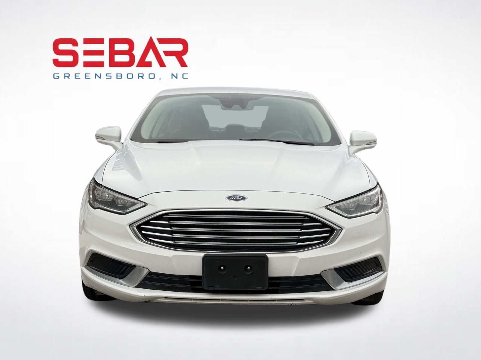 2018 Ford Fusion Hybrid SE Image 3 of 33