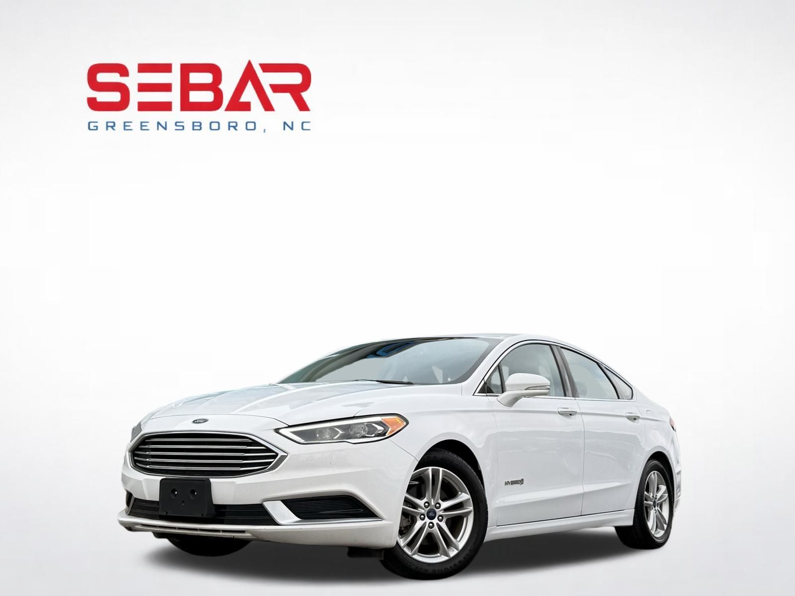 2018 Ford Fusion Hybrid SE Image 2 of 33