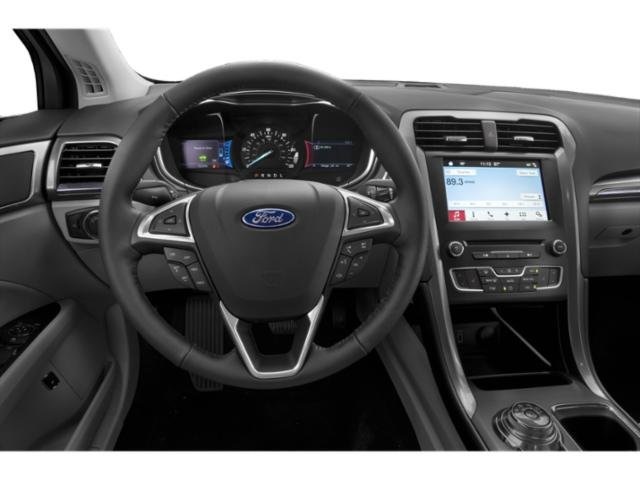 Vehicle image 32 of 42