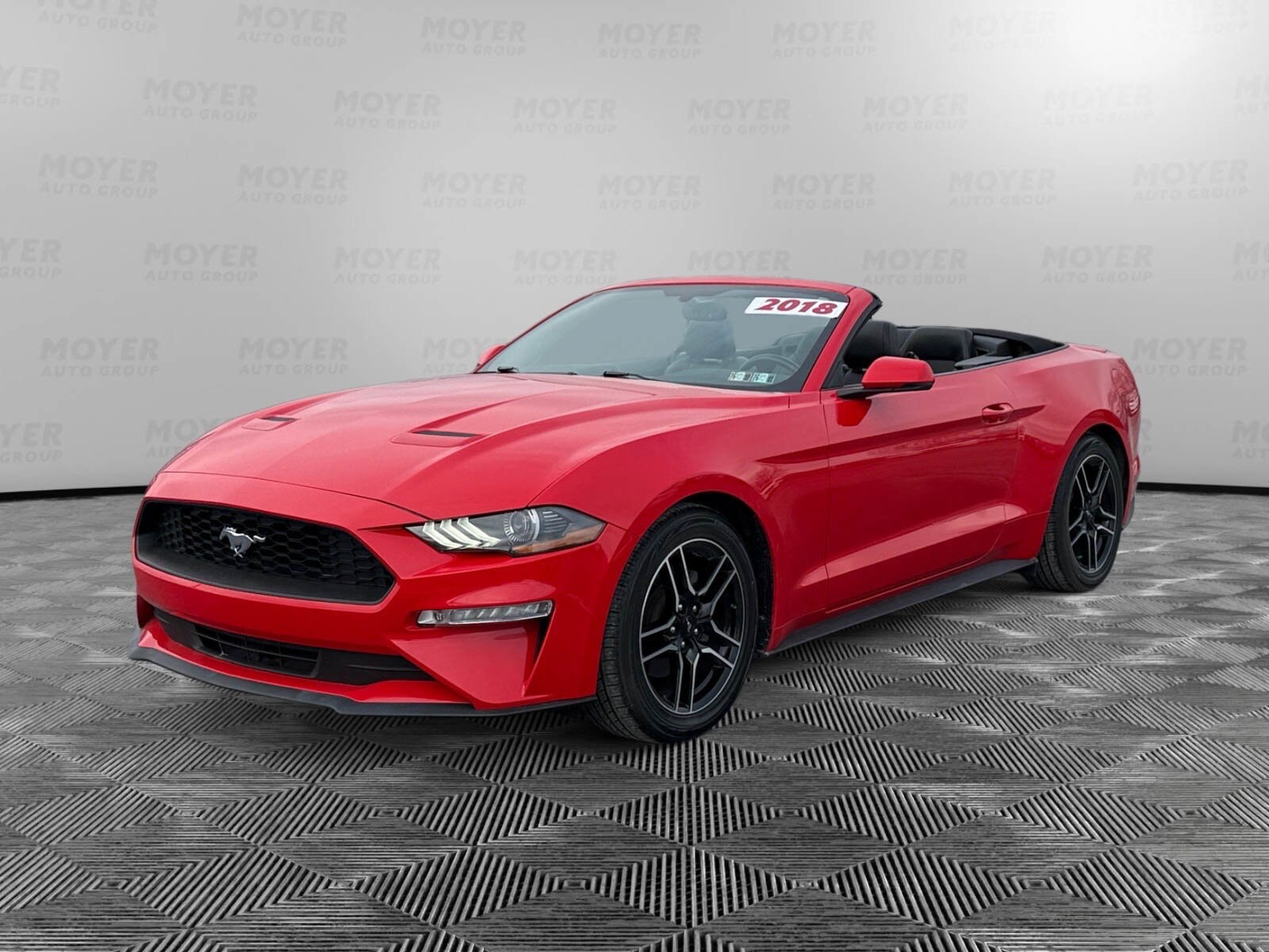 2018 Ford Mustang Image 2 of 25