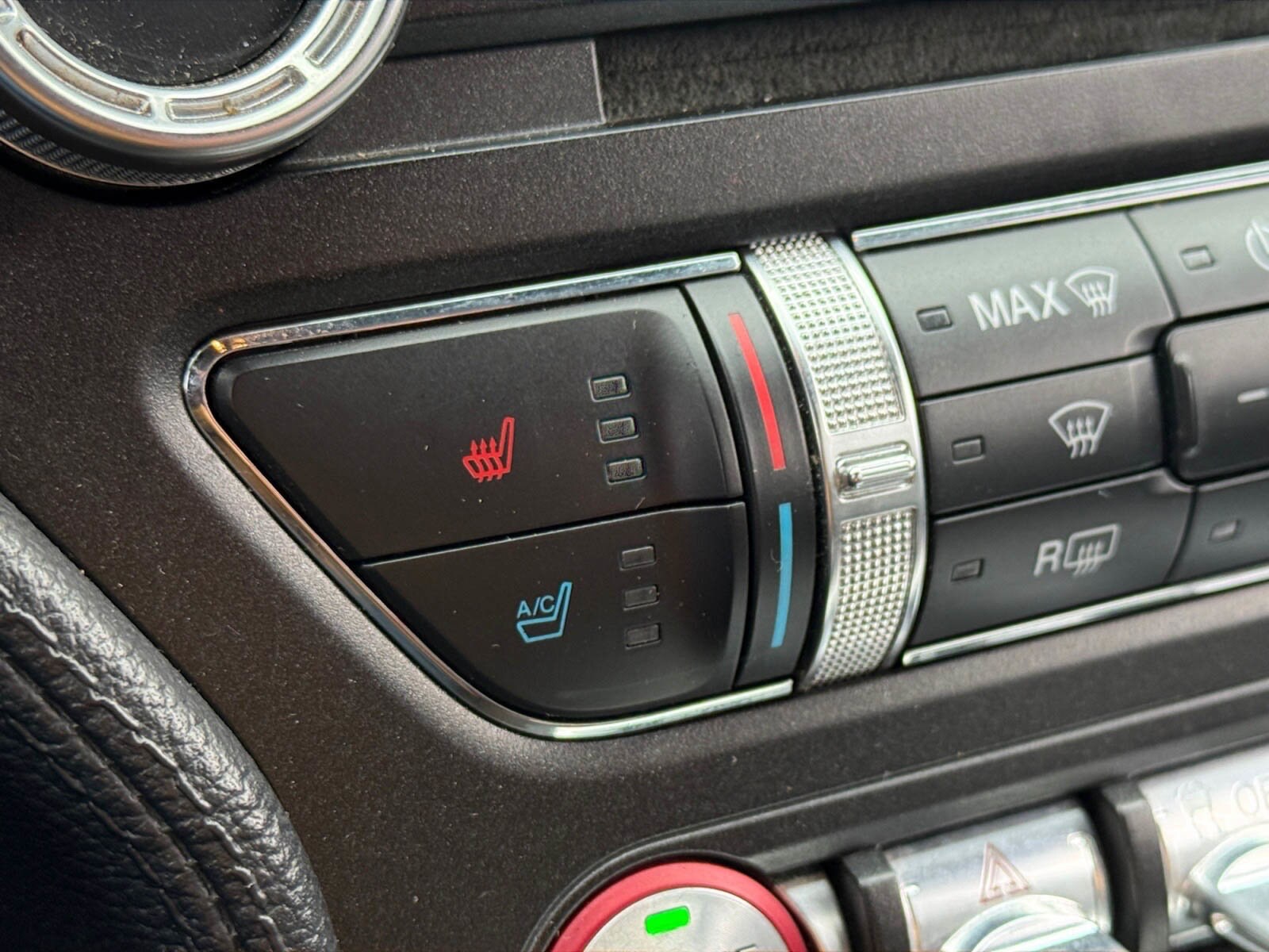 2018 Ford Mustang Image 21 of 25