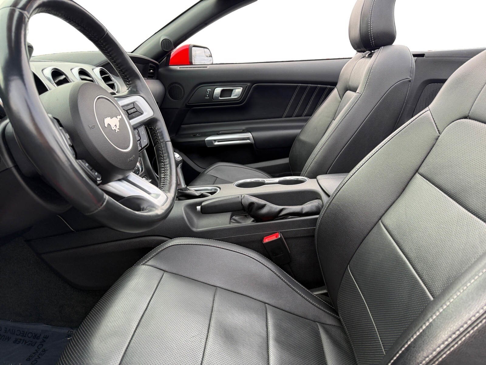 2018 Ford Mustang Image 14 of 25