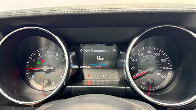 Vehicle image 20 of 21