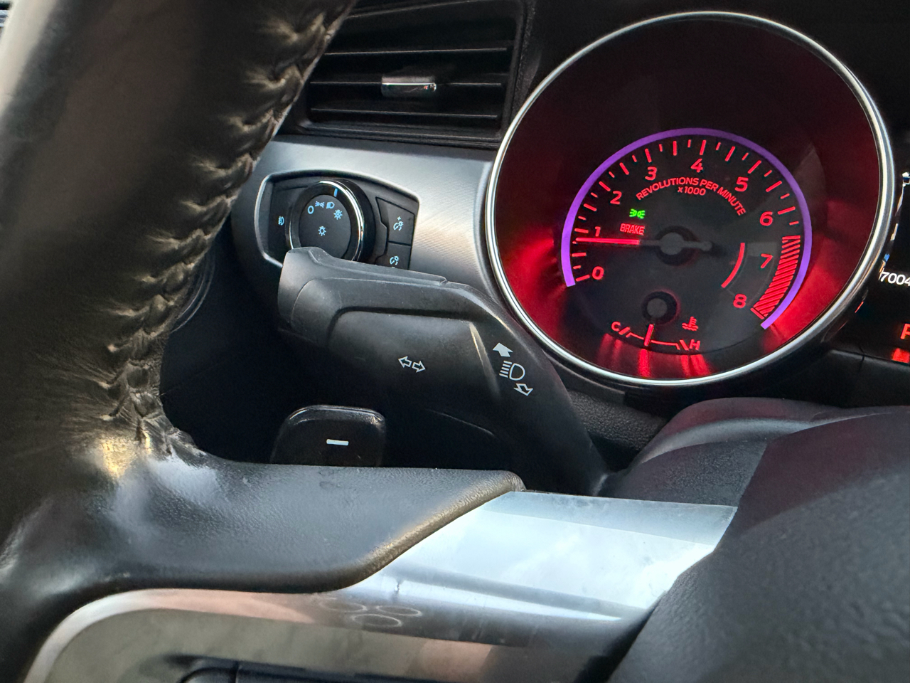 2018 Ford Mustang Image 32 of 44